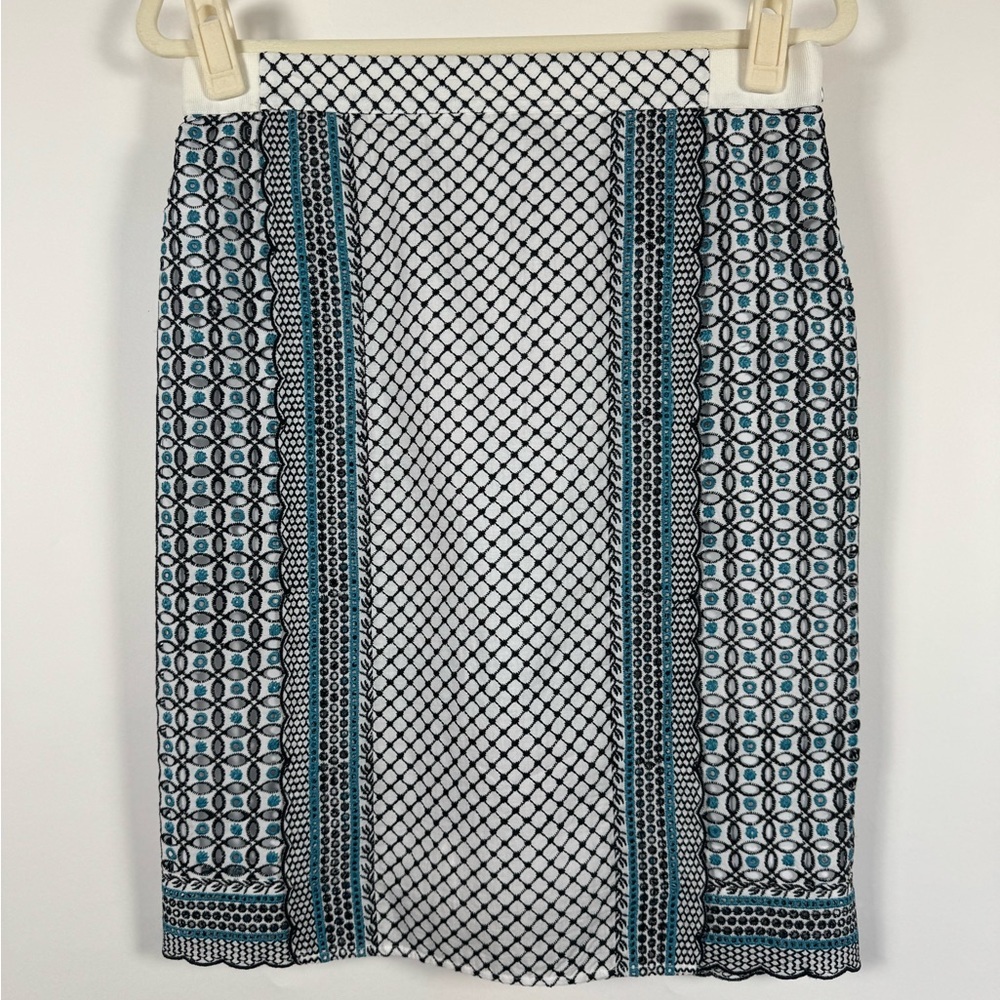 Per Se Embroidered Pull On Pencil Skirt Women Size 6 Eyelet Delicate‎ Feminine